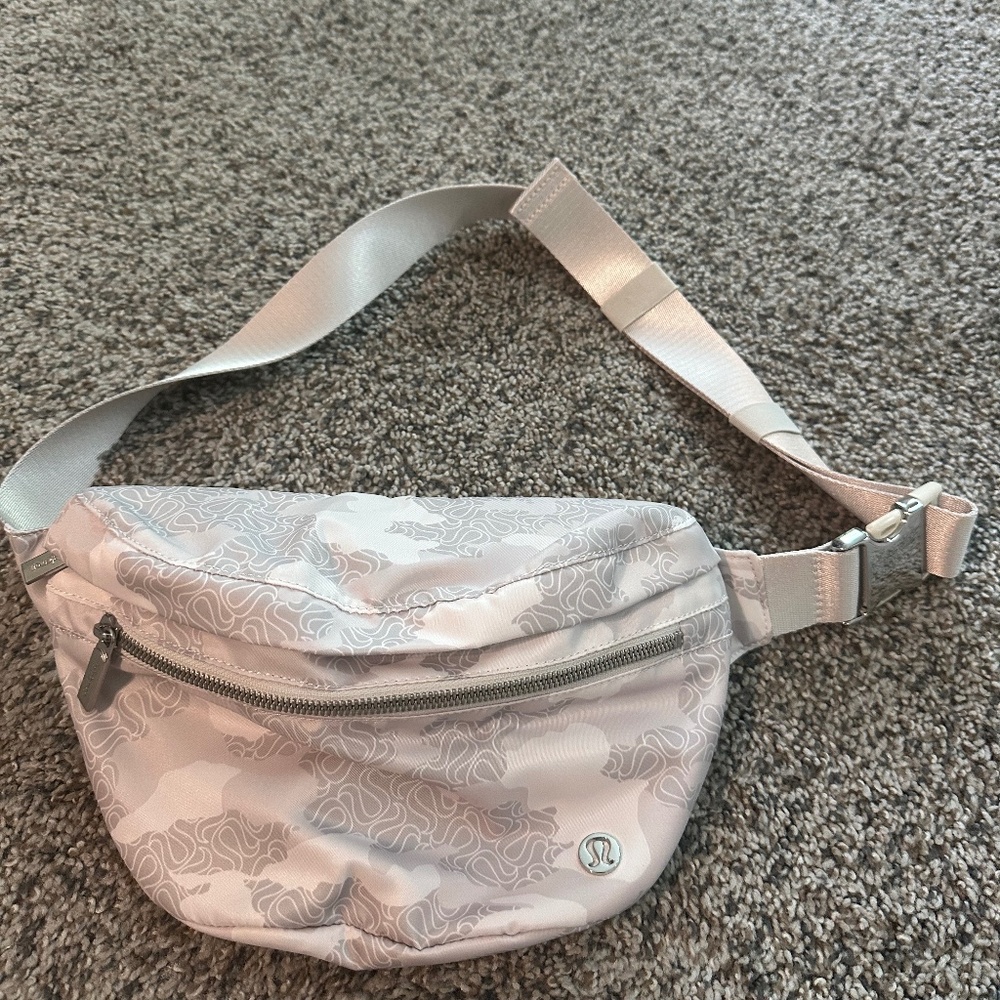 Lululemon Belt Bag